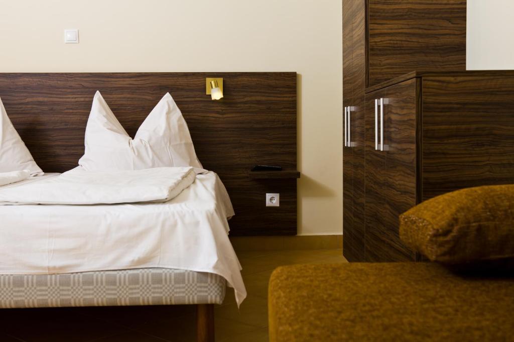 Balaton Eldorado Camping Hotell Badacsonytördemic Rom bilde
