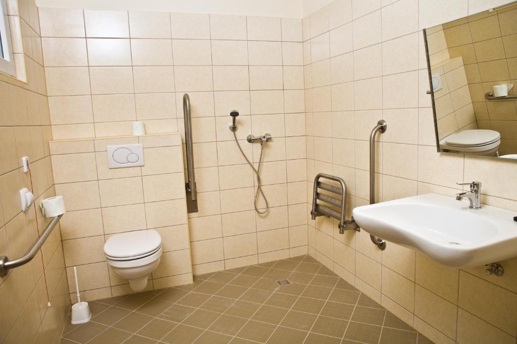 Balaton Eldorado Camping Hotell Badacsonytördemic Rom bilde