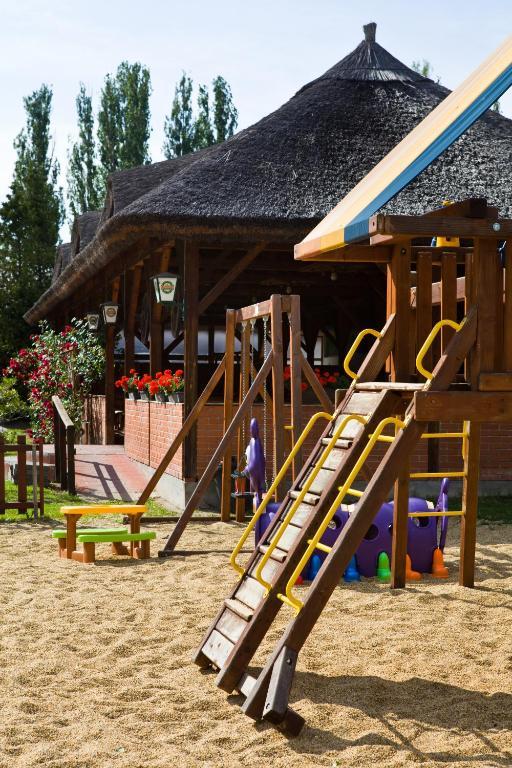 Balaton Eldorado Camping Hotell Badacsonytördemic Eksteriør bilde